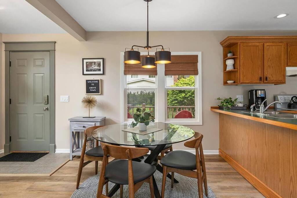 2Min Walk Downtown-Pet Friendly-Offstreet Parking Villa Saugatuck Ngoại thất bức ảnh