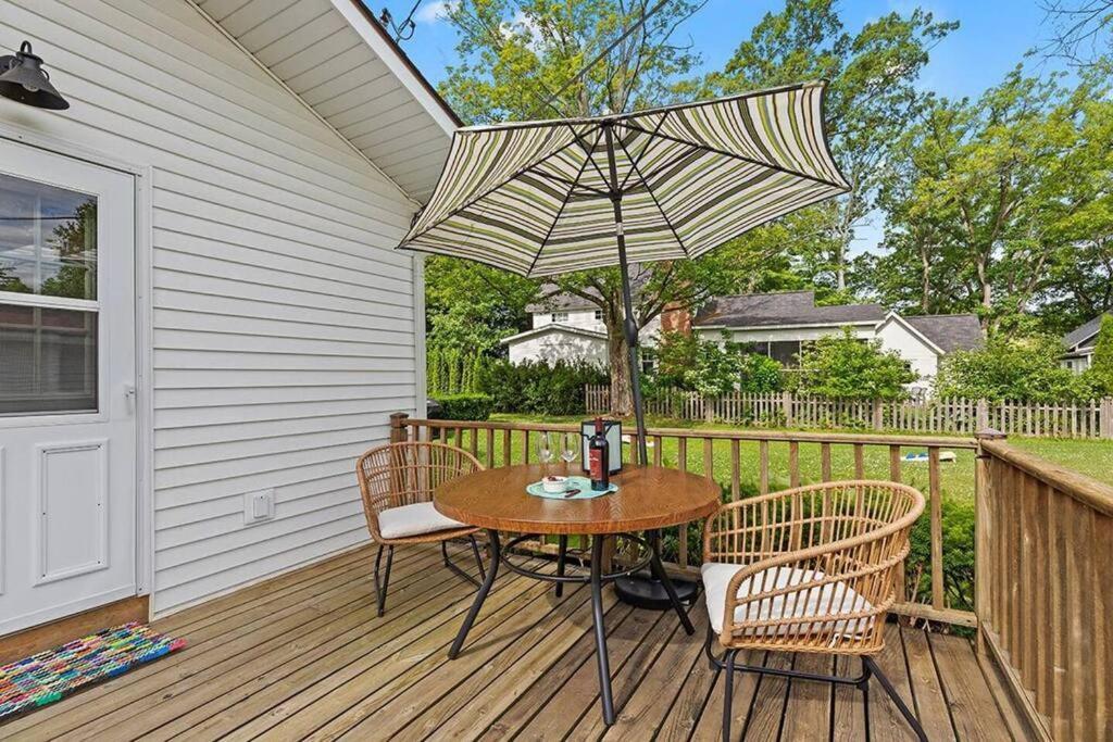 2Min Walk Downtown-Pet Friendly-Offstreet Parking Villa Saugatuck Ngoại thất bức ảnh